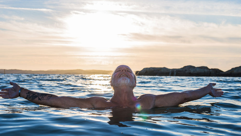 Hombre en el mar: Me siento libre cuando estoy en el mar.